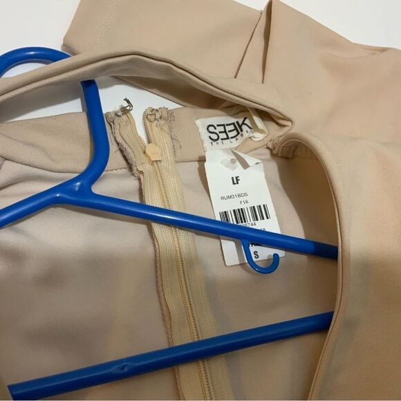 SEEK The Label Bodysuit Long Sleeve Cold Shoulder D Pink NWT Small - Picture 6 of 9